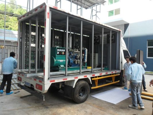 GCL Customized Outdoor Mobile Advertising Truck Van Trailer P6 6500nits Luminosità