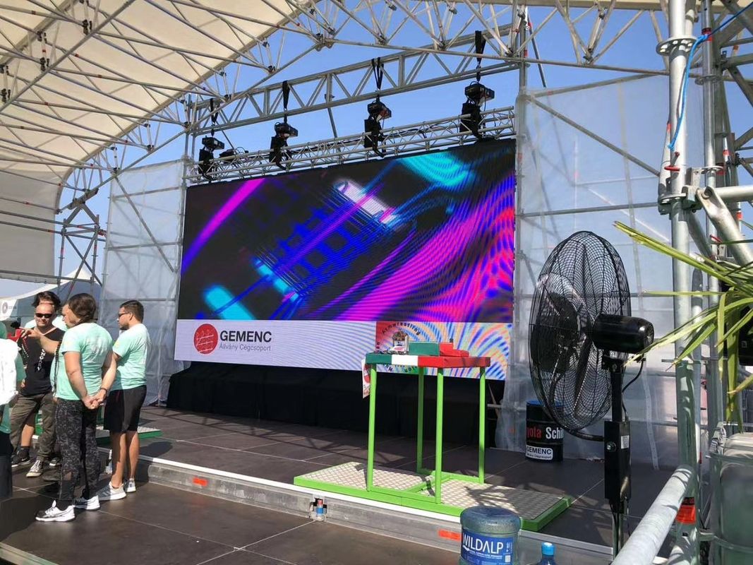 P2.6 P 2.976 P3.91mm Evento Noleggio LED Display Screen Billboard Outdoor Full Front Service Con Protezioni per Angoli