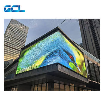Display LED per Pubblicità Esterna Impermeabile IP65 con Luminosità 8000 Nits e Design Smussato di 45° per Effetti 3D a Occhio Nudo